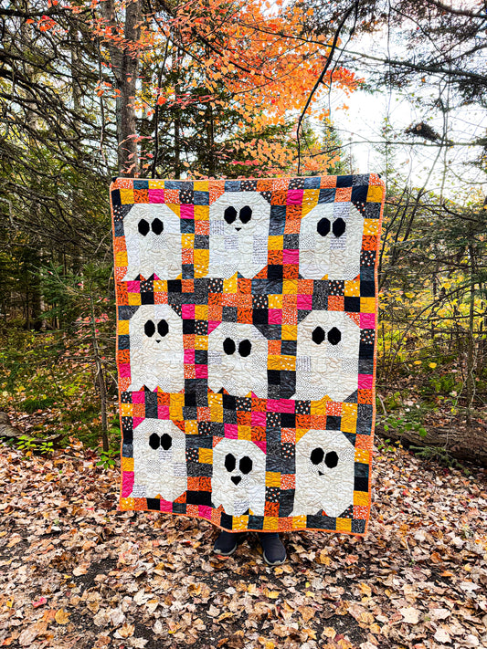 My Ghost Party Quilt: A Year in the Making! 🎃👻