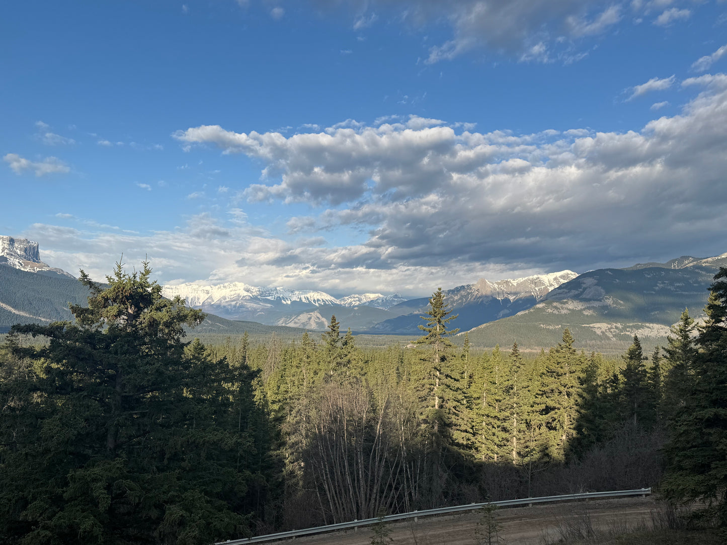 Twin Stitches Designs Mountain Knitting Retreat